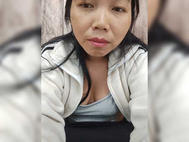 Lina1234 live cam on BongaCams