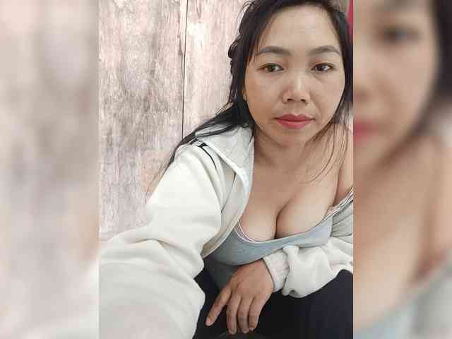 Lina1234 webcam