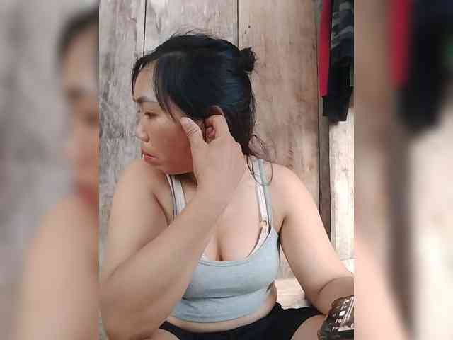Lina1234 webcam