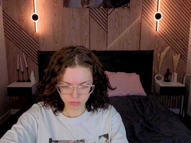 Wullwet-rav live cam on BongaCams