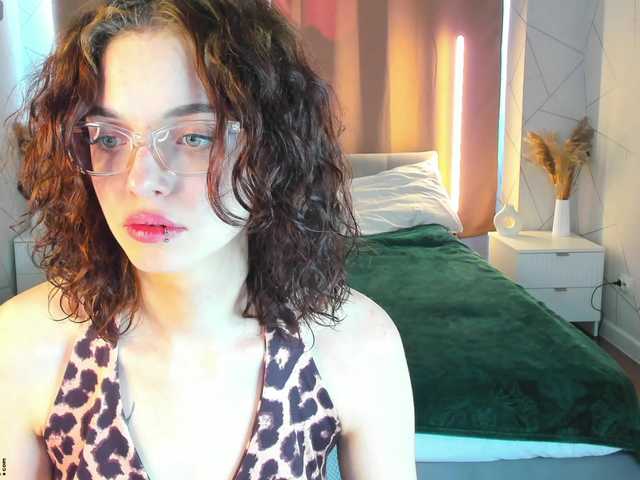 Wullwet-rav live cam on BongaCams