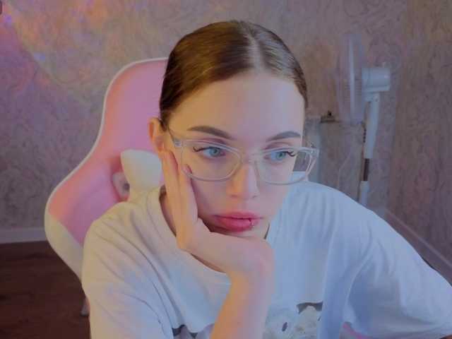 Wullwet-rav live cam on BongaCams