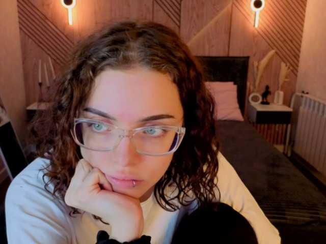 Wullwet-rav live cam on BongaCams