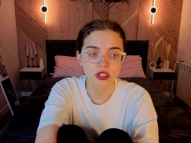 Wullwet-rav live cam on BongaCams