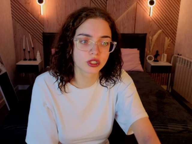 Wullwet-rav live cam on BongaCams