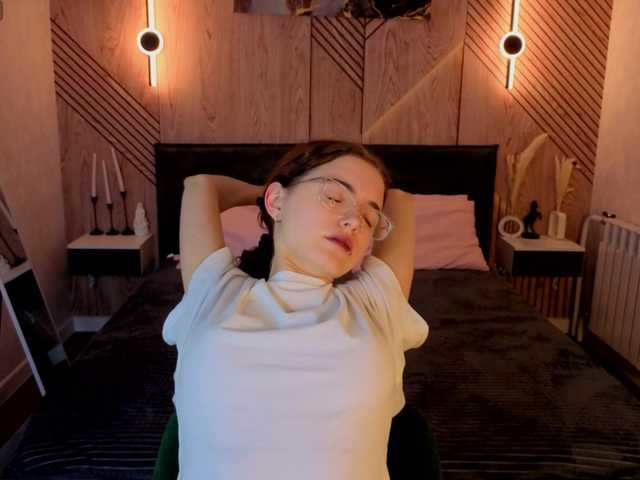 Wullwet-rav live cam on BongaCams