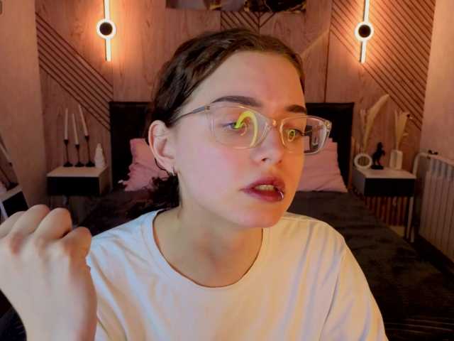 Wullwet-rav live cam on BongaCams