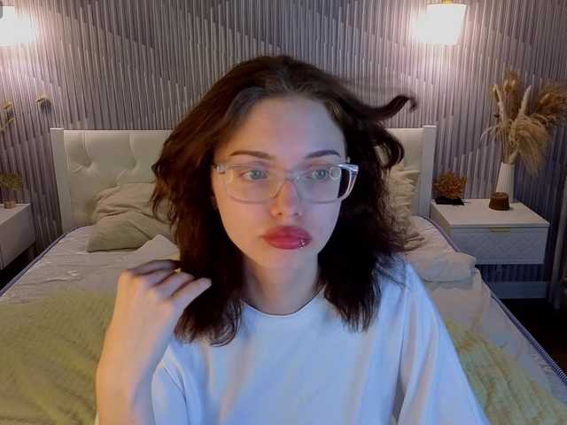 Wullwet-rav live cam on BongaCams
