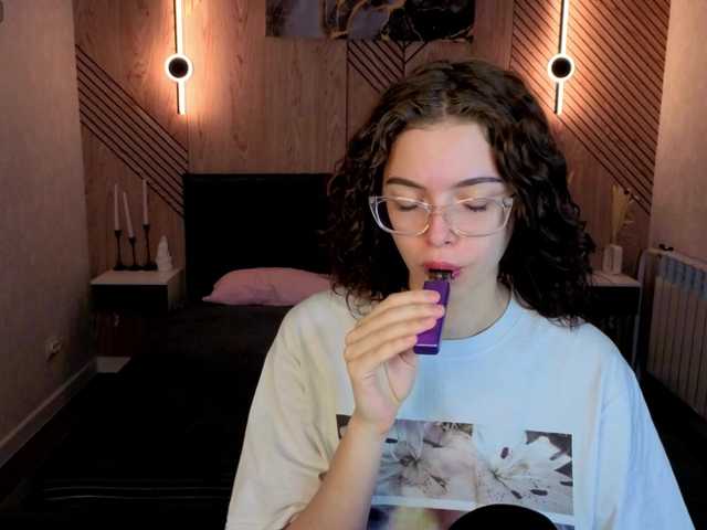 Wullwet-rav live cam on BongaCams