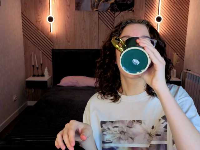 Wullwet-rav live cam on BongaCams
