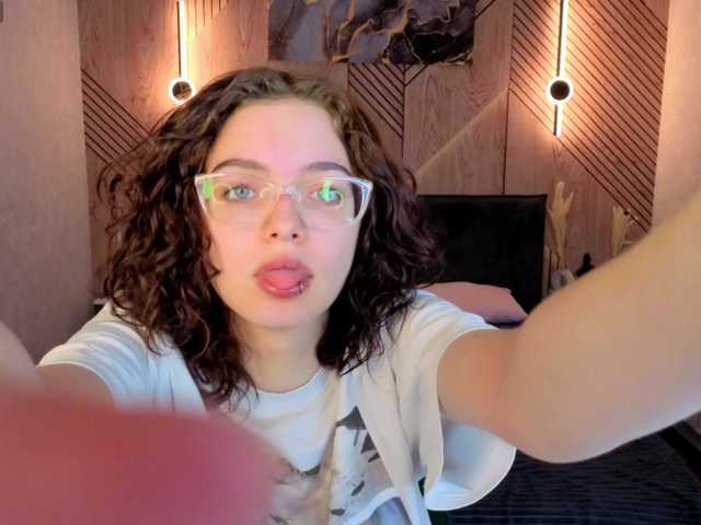 Wullwet-rav live cam on BongaCams