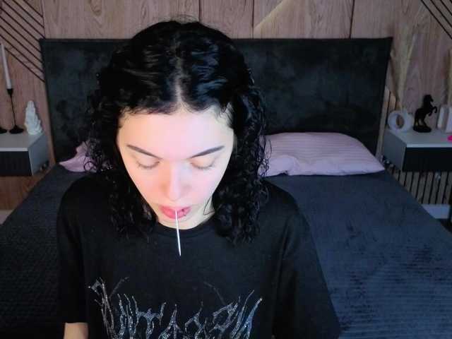 Wullwet-rav live cam on BongaCams