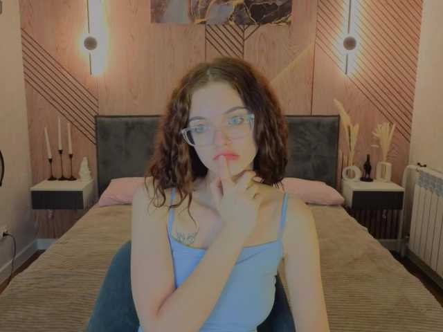 Wullwet-rav live cam on BongaCams
