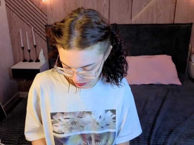 Wullwet-rav live cam on BongaCams