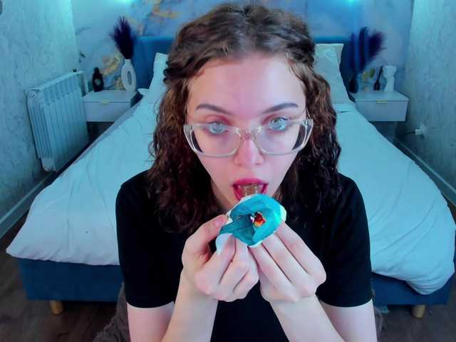 Wullwet-rav live cam on BongaCams
