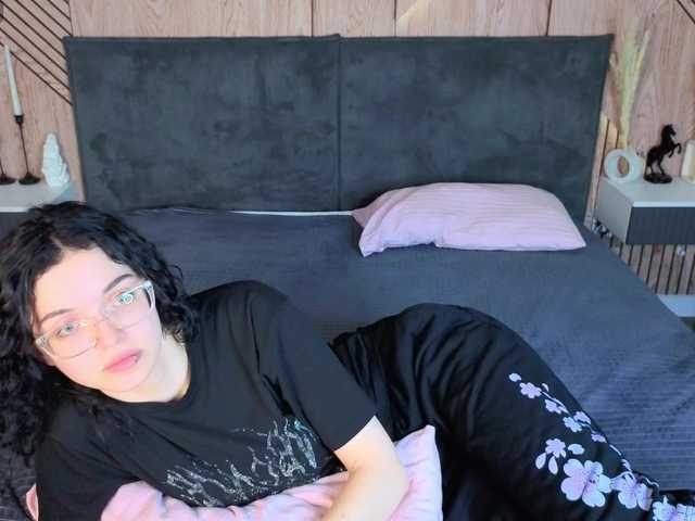 Wullwet-rav live cam on BongaCams
