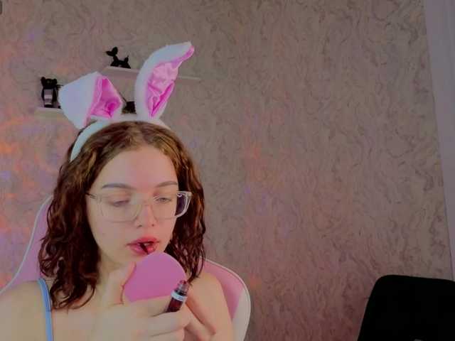 Wullwet-rav live cam on BongaCams