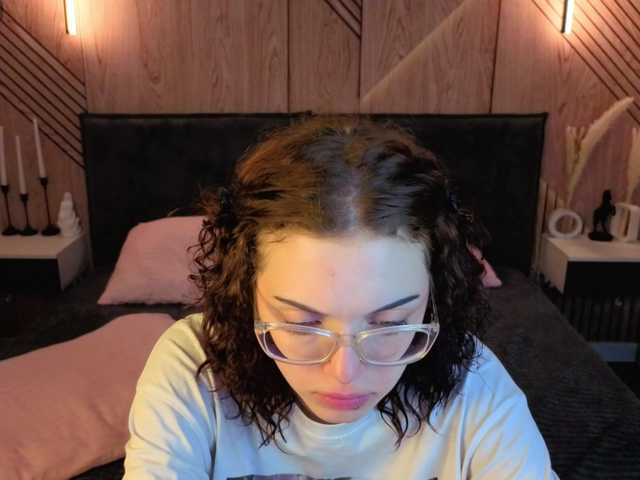 Wullwet-rav live cam on BongaCams