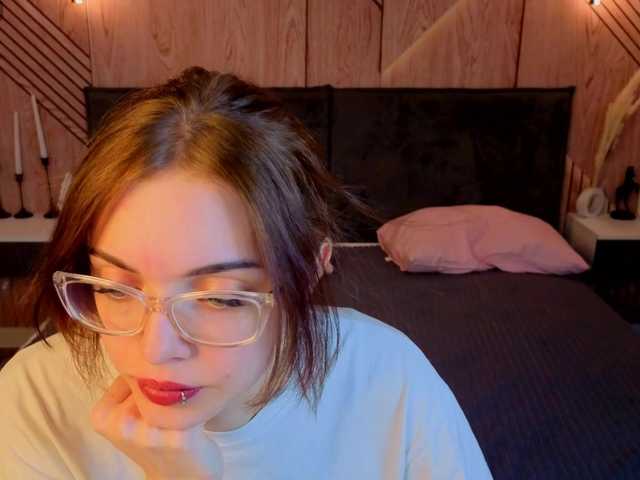 Wullwet-rav live webcam show