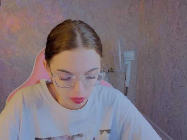 Wullwet-rav live cam on BongaCams