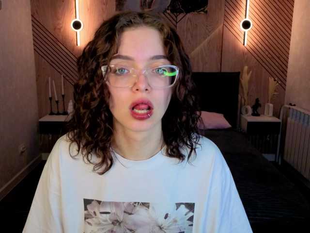 Wullwet-rav live cam on BongaCams