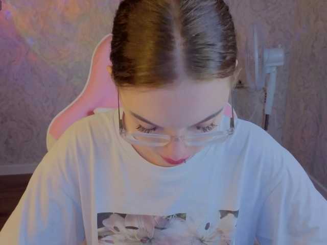 Wullwet-rav live cam on BongaCams