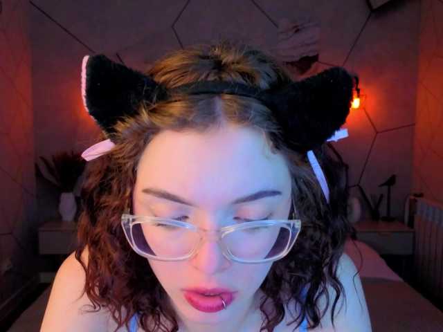 Wullwet-rav live cam on BongaCams