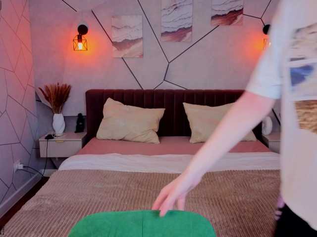 Wullwet-rav live cam on BongaCams