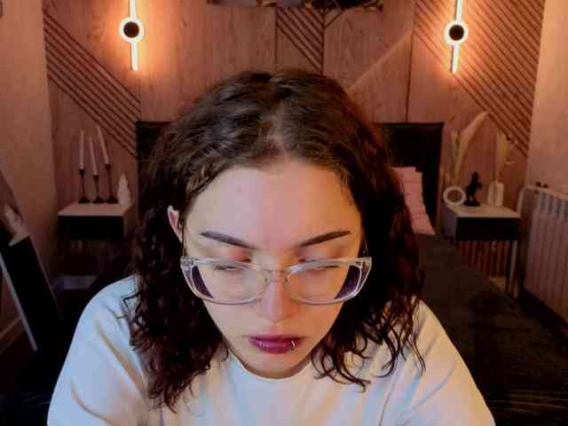 Wullwet-rav Live Webcam on BongaCams