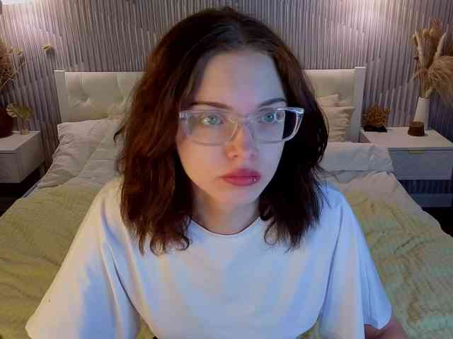 Wullwet-rav Live Webcam on BongaCams