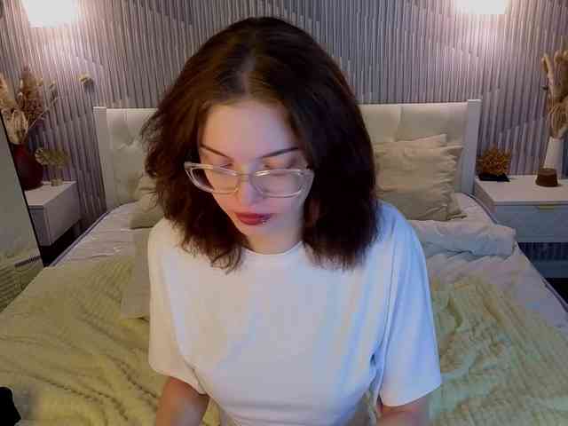 Wullwet-rav Live Webcam on BongaCams