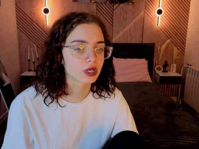 Wullwet-rav Live Webcam on BongaCams