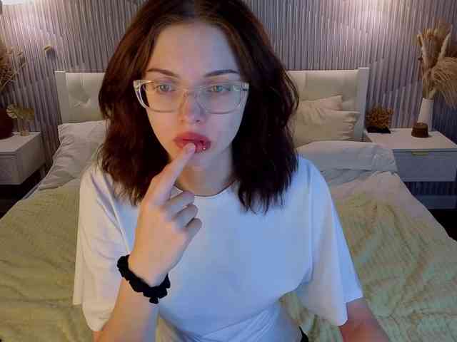 Wullwet-rav Live Webcam on BongaCams