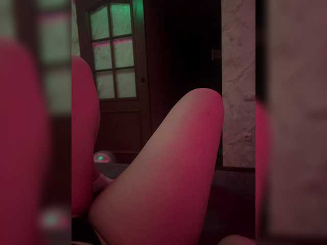 alinkaawww111 — live couple cam