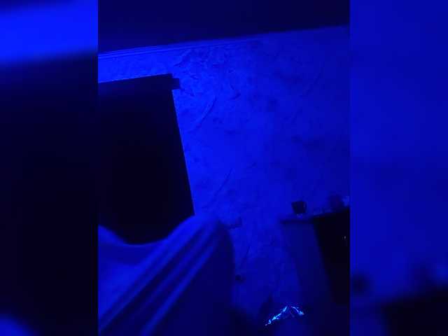 alinkaawww111 live cam on BongaCams