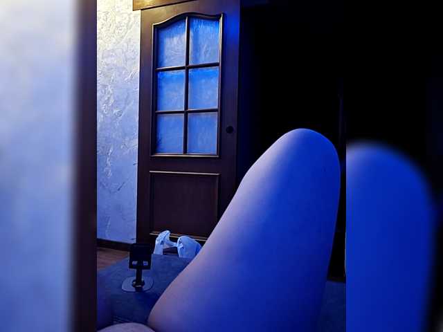 alinkaawww111 live cam on BongaCams