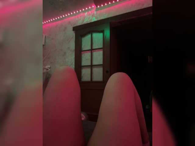 alinkaawww111 — live couple cam