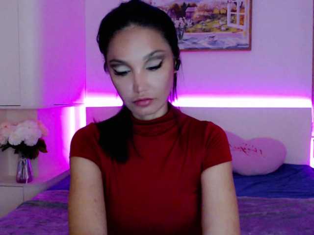 Ohmy-Linda live webcam show
