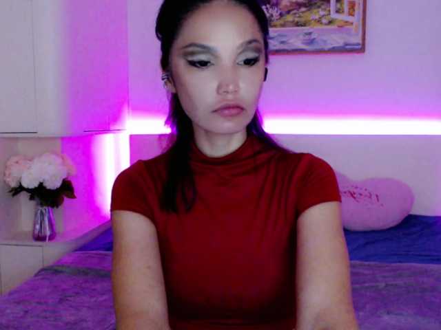 Ohmy-Linda live cam on BongaCams
