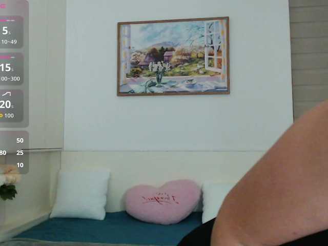 Ohmy-Linda live cam on BongaCams