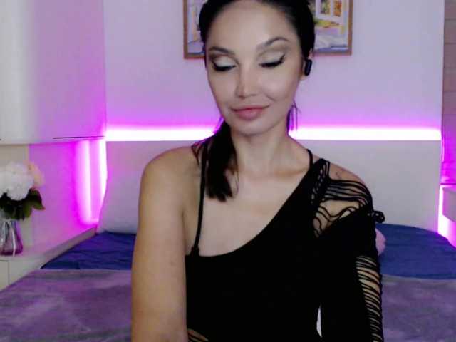 Ohmy-Linda live webcam show