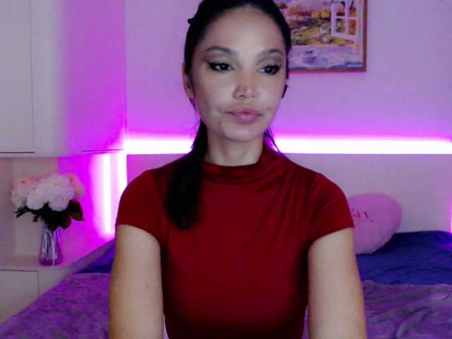 Ohmy-Linda live webcam show