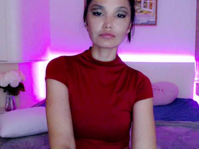 Ohmy-Linda live webcam show