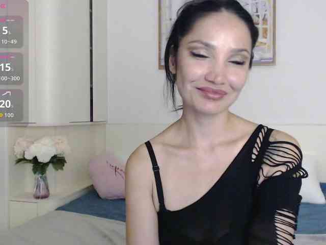 Ohmy-Linda webcam