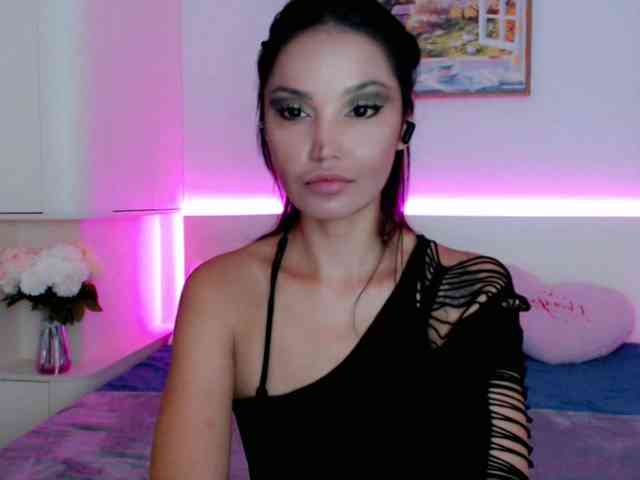 Ohmy-Linda webcam