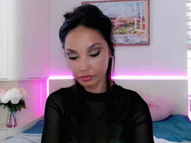 Ohmy-Linda webcam