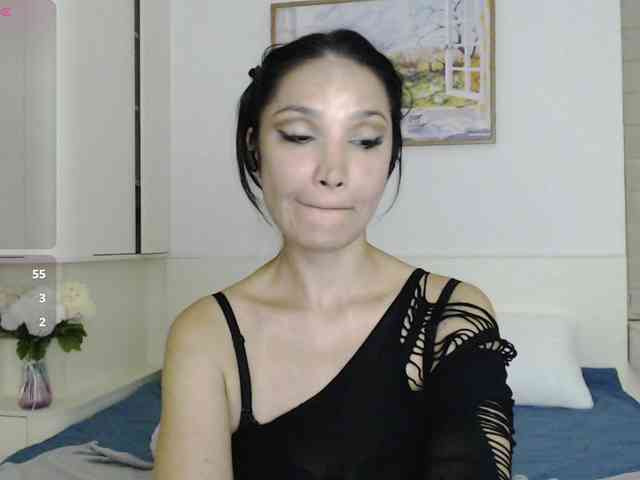 Ohmy-Linda webcam