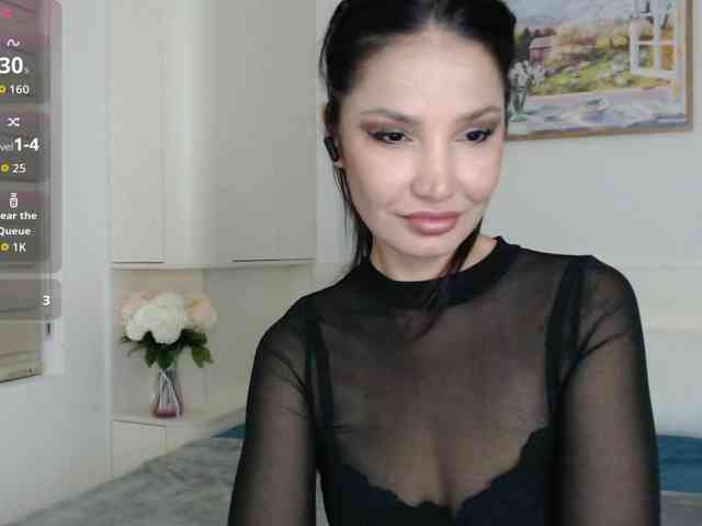 Ohmy-Linda webcam