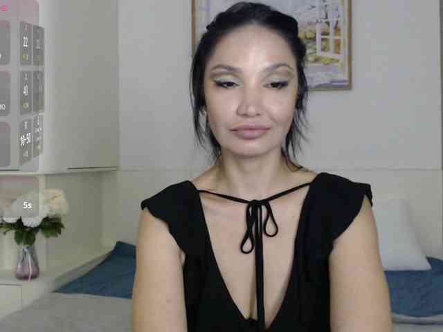 Ohmy-Linda webcam