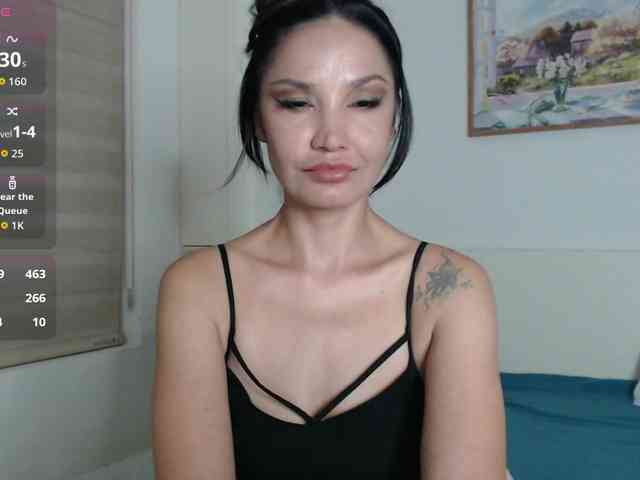 Ohmy-Linda webcam